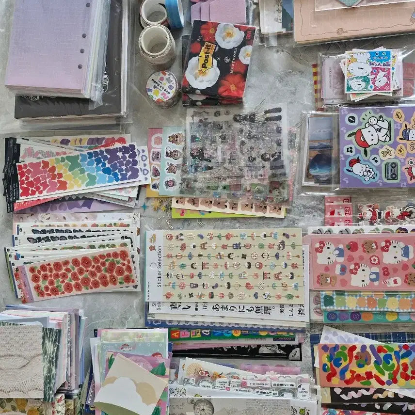 [BUNJANG] Scrapbooking Bundle: Stickers, Diaries, Inserts, Washi Tape, Memo Pads / 다꾸 처분 일괄 판매 (스티커, 다이어리, 속지, 마테, 떡메 등)