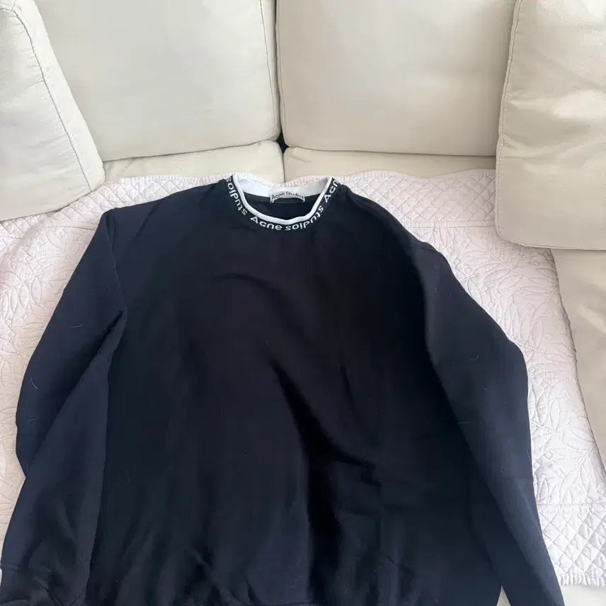 [BUNJANG] Acne Studios Neck Logo Sweatshirt Black / 아크네스튜디오 맨투맨