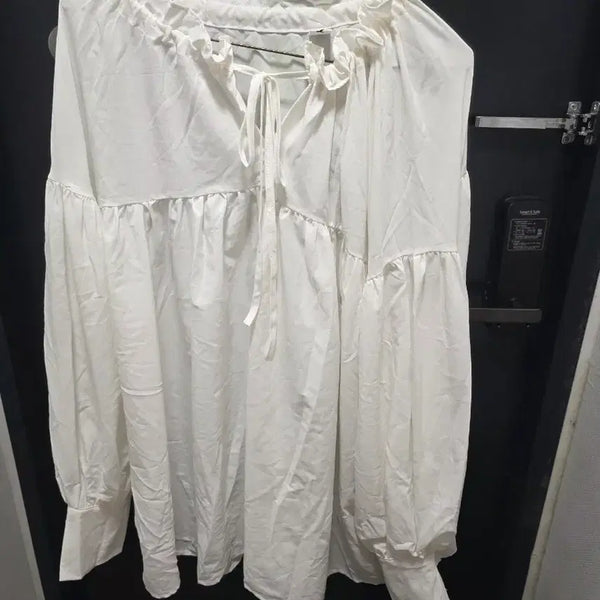 [BUNJANG] White Frill Blouse / 화이트 프릴 블라우스