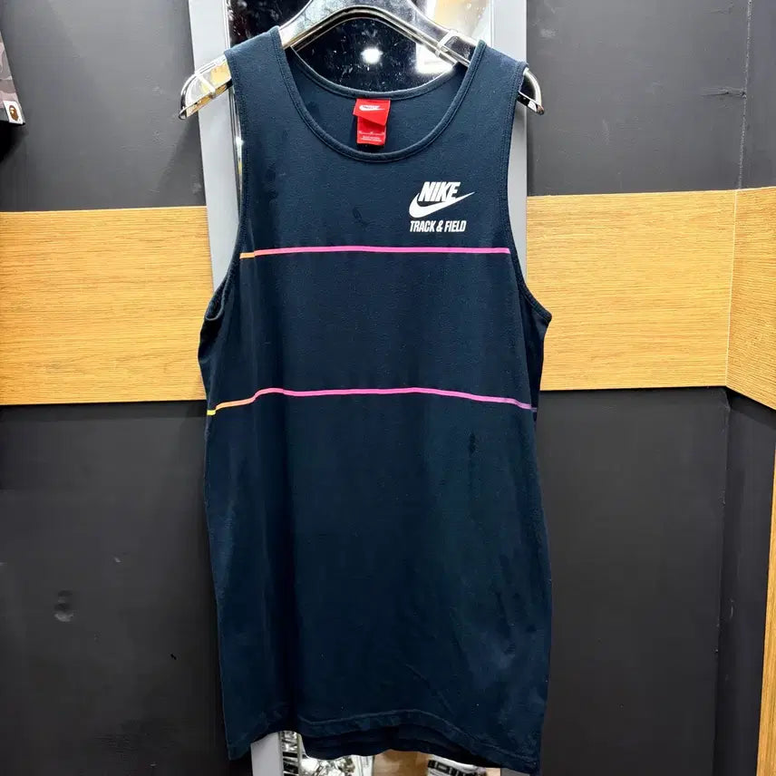 [BUNJANG] Nike Black Sleeveless T-Shirt / 나이키 나시티 블랙