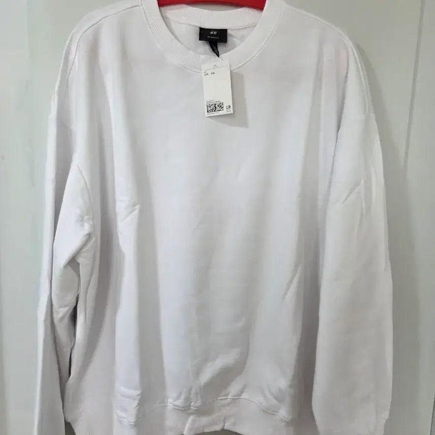 [BUNJANG] H&M White Sweatshirt XXL / H&M 화이트 맨투맨 XXL 남성셔츠