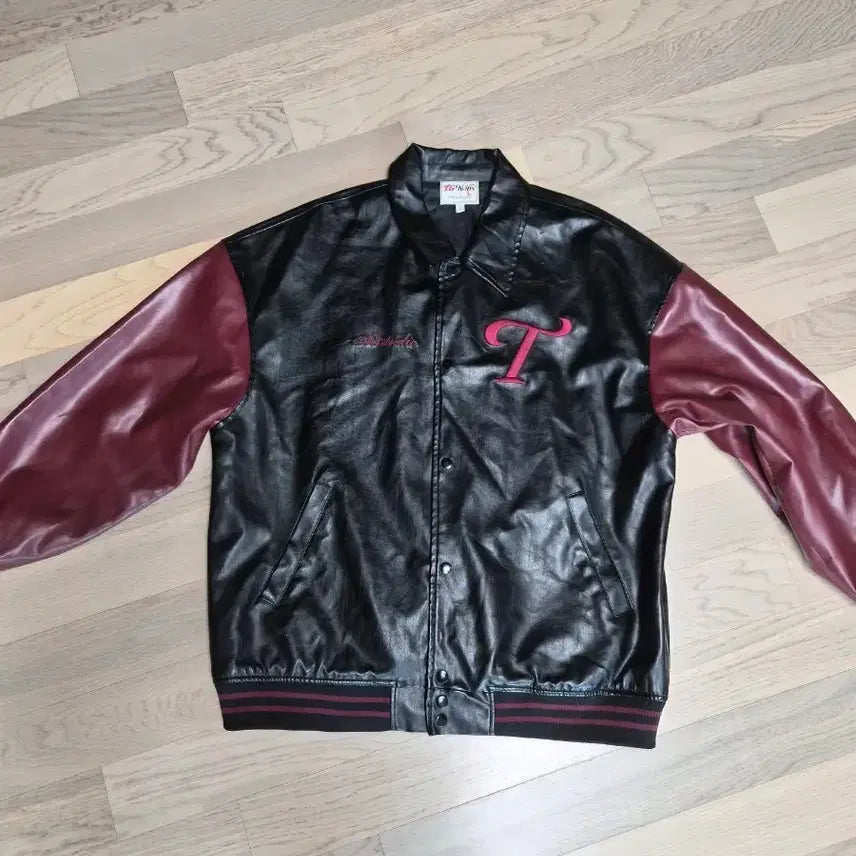 [BUNJANG] LG Twins 1993 Studio Varsity Jacket / LG트윈스 1993스튜디오 바시티자켓