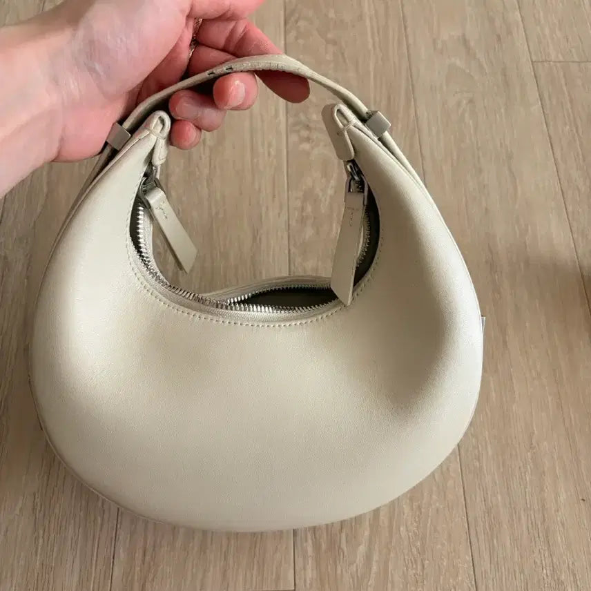 [BUNJANG] Osoi Tony Mini Bag Ivory / 오소이 토니미니 아이보리 토니백