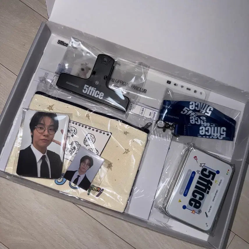 [BUNJANG] N.Flying NFIA 5th Fanclub Membership Kit (Partial 2026 Season's Greetings Inclusion) / 엔플라잉 엔피아 5기 팬클럽 멤버십 키트 양도