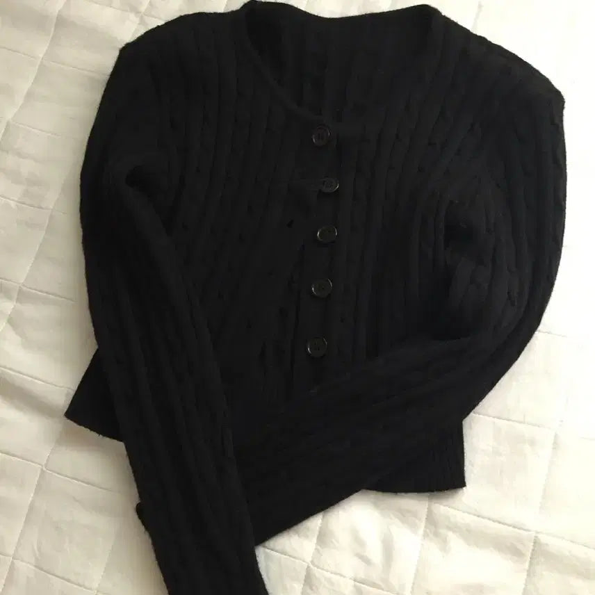 [BUNJANG] Black Cardigan (Winter) / 검정가디건(겨울용!!)팝니다 s!!!!