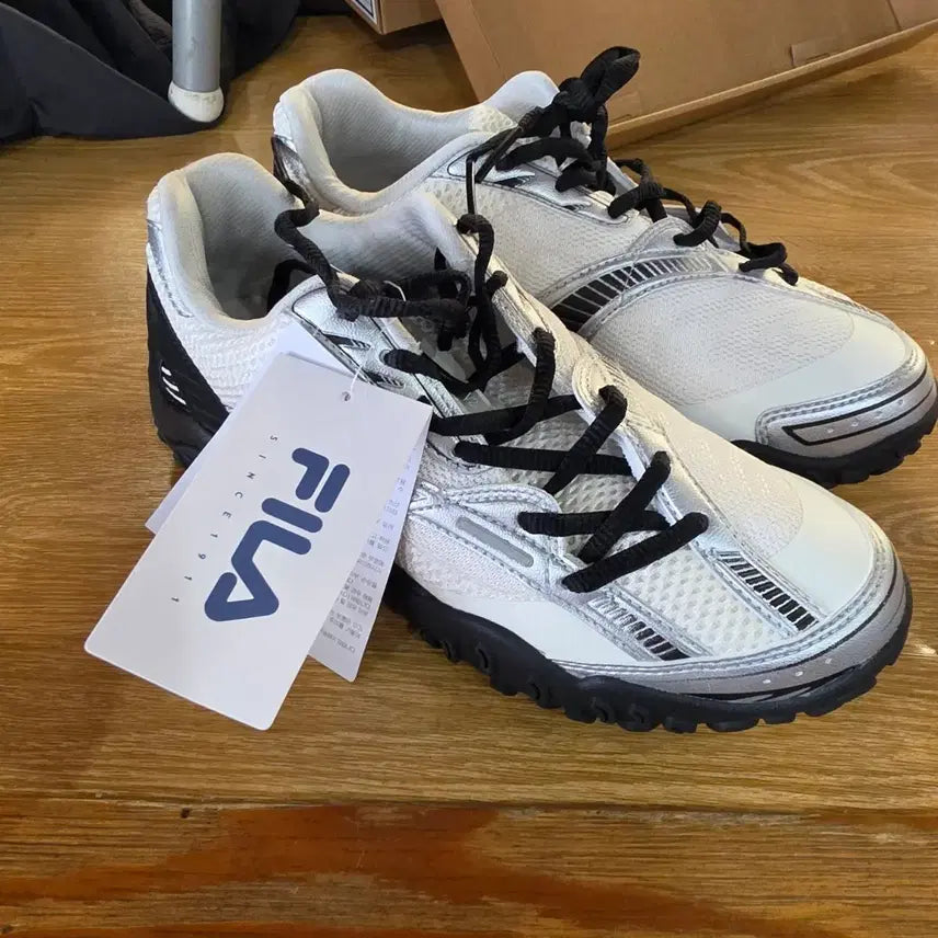[BUNJANG] Fila Efesha MS V2 Sneakers Silver/White / 휠라 운동화 실버/화이트 에페샤 MS V2