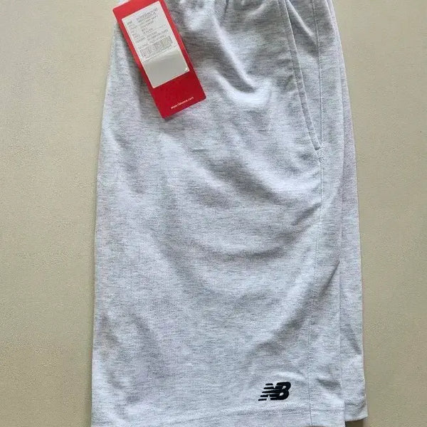 [BUNJANG] New Balance Unisex Shorts - Grey (L) / 뉴발란스 남녀공용 반바지 그레이 L