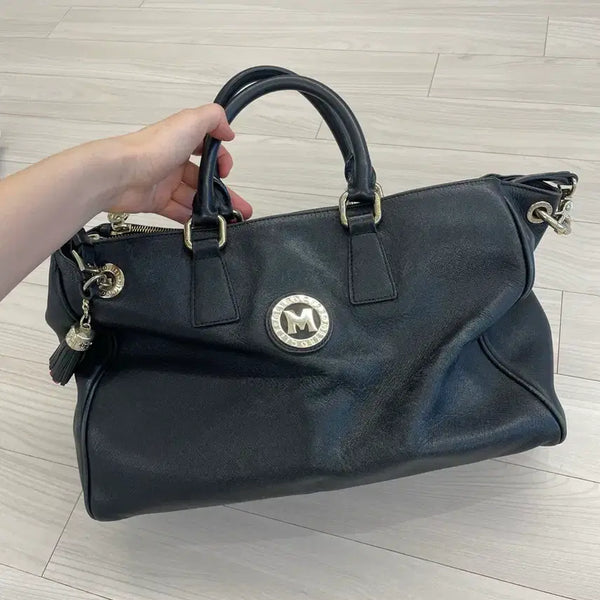 [BUNJANG] Metrocity Black Leather Tote Bag / 메트로 시티 가죽 토트백 블랙 (더스트백 O)