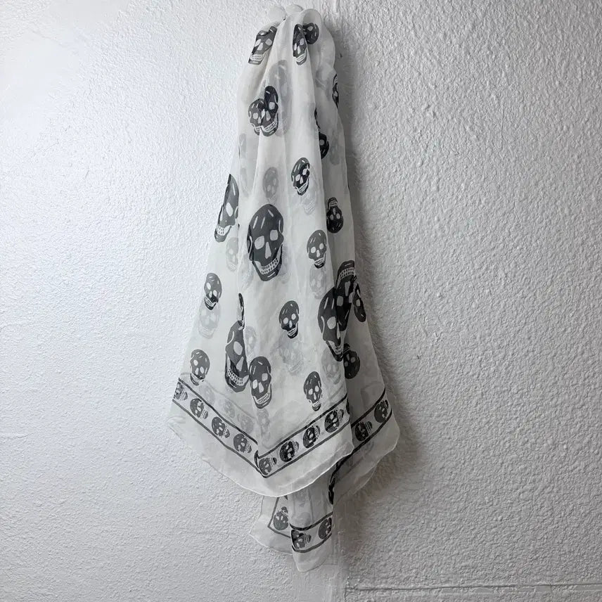 [BUNJANG] Alexander McQueen Silk Scarf / 알렉산더맥퀸 실크 스컬스카프