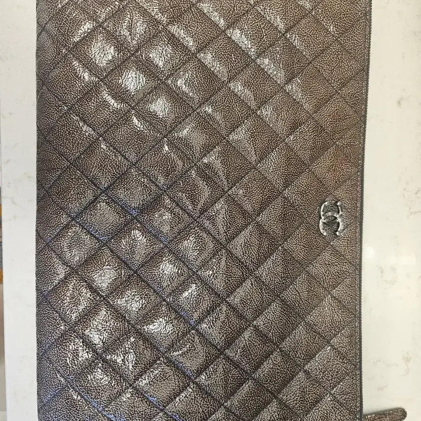 [BUNJANG] Chanel Quilted Clutch Brown Large / 샤넬 퀼팅 클러치 브라운 라지