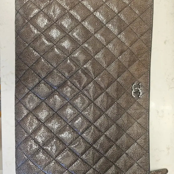 [BUNJANG] Chanel Quilted Clutch Brown Large / 샤넬 퀼팅 클러치 브라운 라지