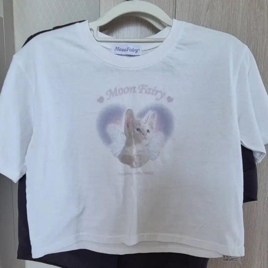 [BUNJANG] Moonfairy Cropped T-Shirt / 문페어리 크롭 티셔츠