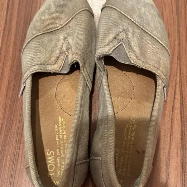 [BUNJANG] Toms Shoes Khaki Women's Shoes 230 (W7) / 탐스 슈즈 카키색 여성 신발 230 (W7)