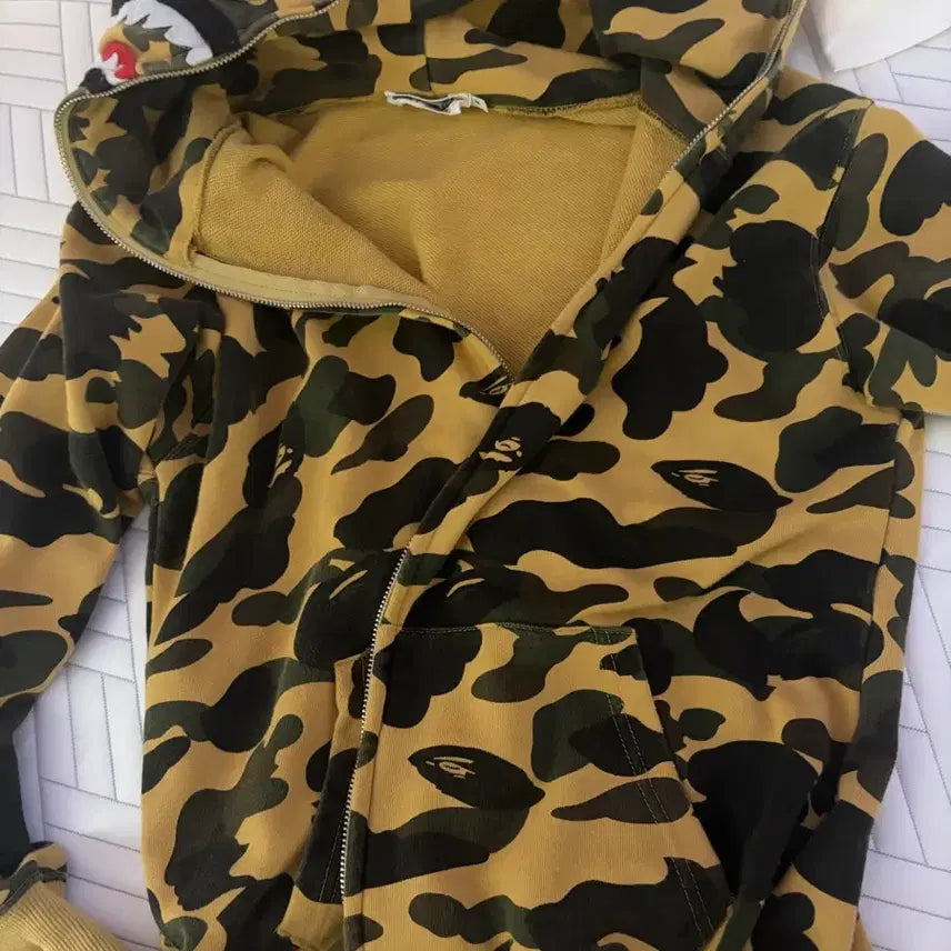 [BUNJANG] BAPE Shark Hoodie M / 베이프 샤크후드직업 M