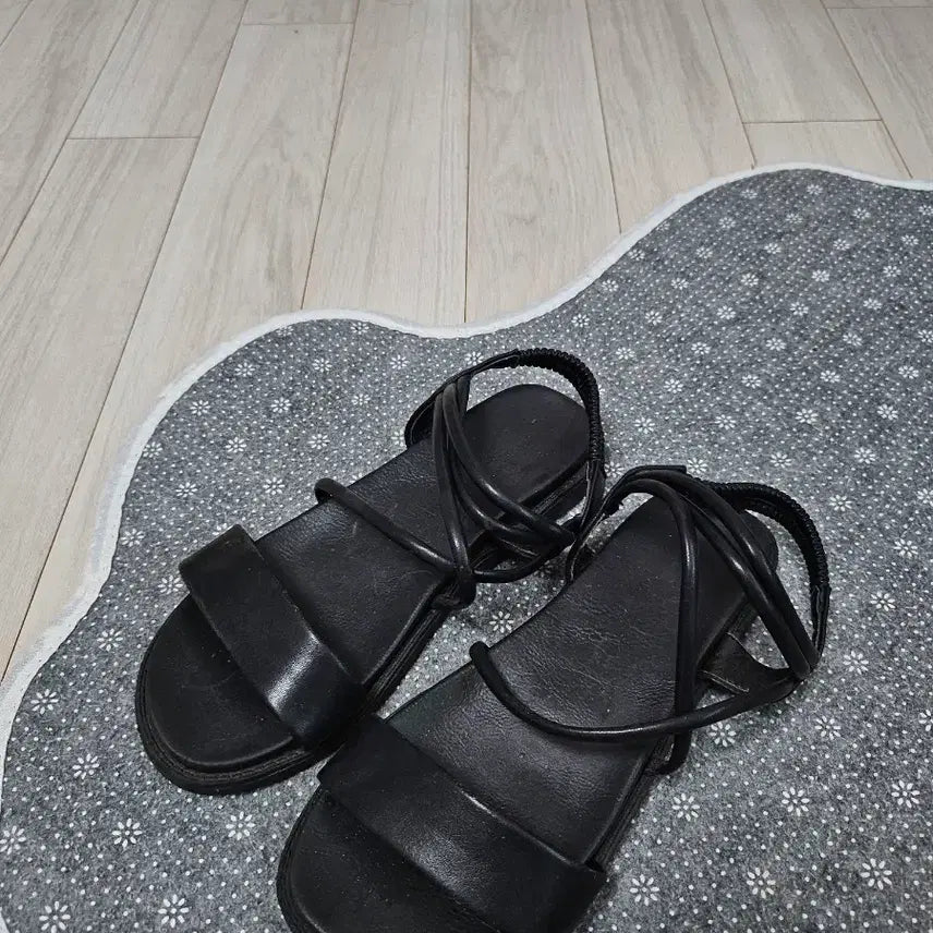[BUNJANG] Black Sandals / 블랙 샌들