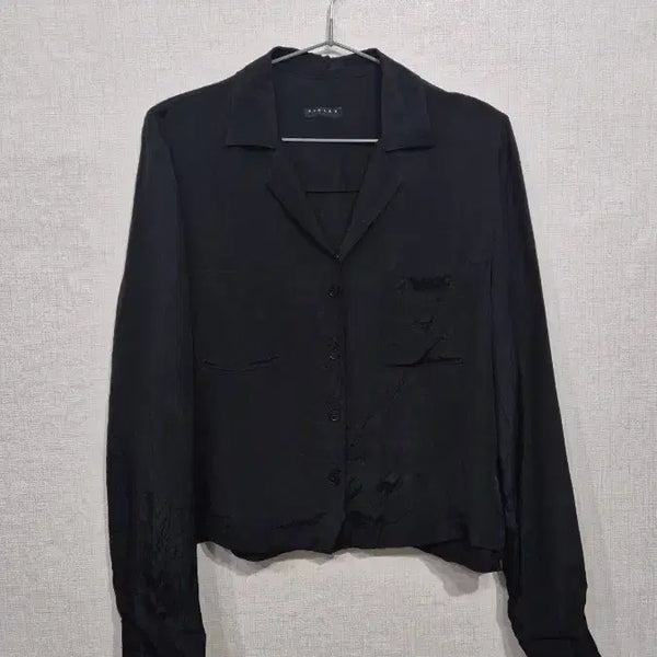 [BUNJANG] Sisley Black Blouse / 시슬리 블라우스 검정