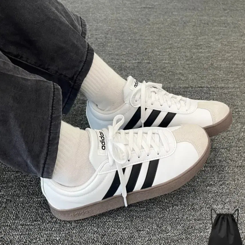 [BUNJANG] Adidas Samba Vegan White Black Sneakers / 아디다스 삼바 비건 화이트블랙 스니커즈