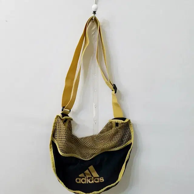 [BUNJANG] Adidas Mesh Crossbody Bag / 아디다스 매쉬 크로스백