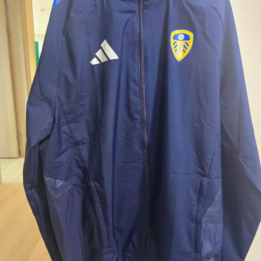 [BUNJANG] Leeds United All-Weather Jacket / 리즈유나이티드 올웨더자켓 (새상품)
