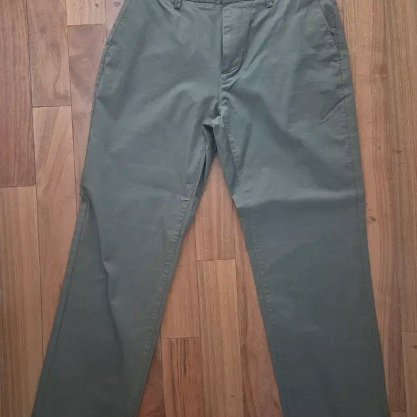 [BUNJANG] Giordano Khaki Cotton Pants (Size 29) / 지오다노 카키색 면바지 29