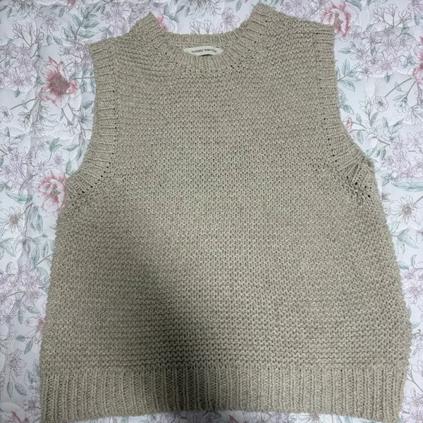 [BUNJANG] Nothing Written Sleeveless Knit Beige / 낫띵리튼 민소매 니트