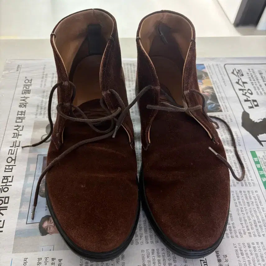 [BUNJANG] Giorgio Armani Suede Chukka Boots / 조르지오아르마니 처카부츠 270