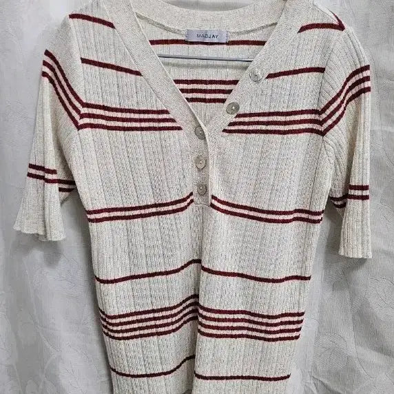 [BUNJANG] MAGJAY Striped Henley Ribbed Short-Sleeve Knit Top / 매글제이(MAGJAY)스트라이프 헨리넥 골지 반팔 니트