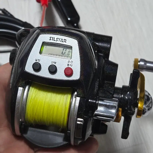 [BUNJANG] Eunseong Primus 300p Electric Reel & Fishing Joy V9000 Electric Reel Battery / 은성 프라이머스 300p 전동릴, 피싱조이 v9000 전동릴 배터리