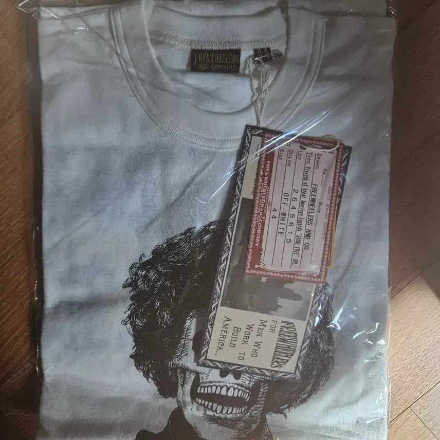 [BUNJANG] Freewheelers Skull T-Shirt Off-White Size 44 / 프리휠러스 해골티 오프화이트 44