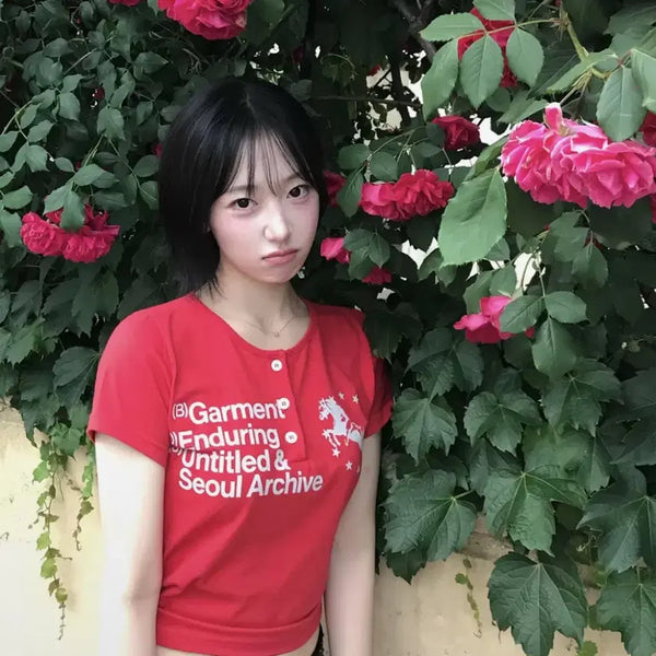 [BUNJANG] UNTITLED Seoul Unicorn Henley Neck Crop T-Shirt Red / 언타이틀 서울 유니콘 헨리넥 크롭 반팔 레드