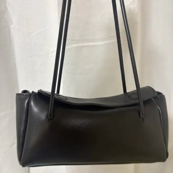 [BUNJANG] ZARA Long Shoulder Bag / Baguette Bag / Hobo Bag (Black) / 해외자라 ZARA 롱 숄더백 더로우무드 바게트백 호보백 여성가방 블랙 6821 710 800