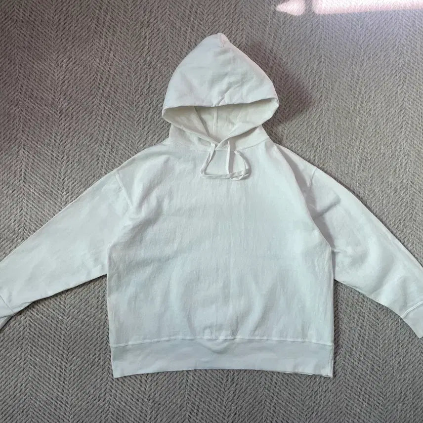 [BUNJANG] Omnigod White Hoodie / Omnigod 옴니갓 화이트 후드티