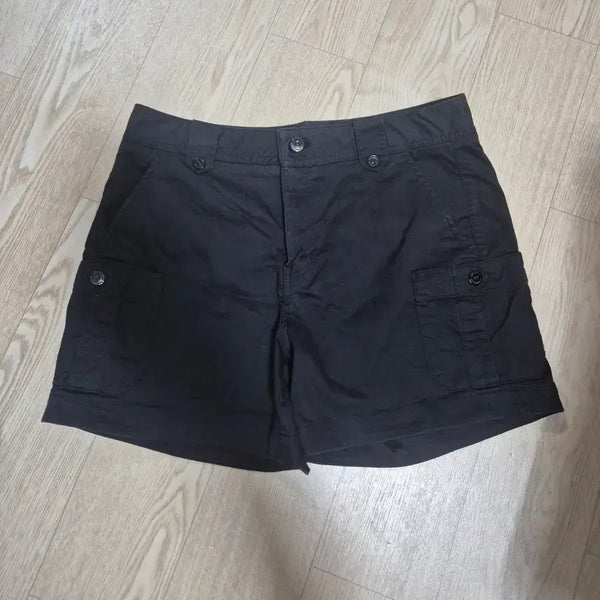 [BUNJANG] National Geographic Black Cargo Shorts (Size 70) / 내셔널지오그래픽 블랙 카고 반바지 70