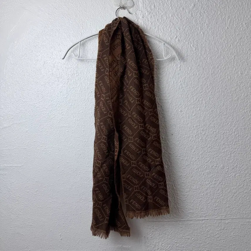 [BUNJANG] Fendi Zucca Logo Pattern Wool Scarf / 펜디 주카 로고 패턴 울 머플러