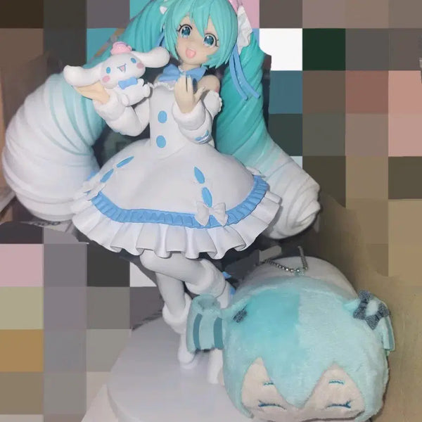[BUNJANG] Hatsune Miku x Cinnamoroll Collaboration Mochi Figure Bundle Set / 하츠네 미쿠 시나모롤 콜라보 피규어, 모찌 일괄 판매