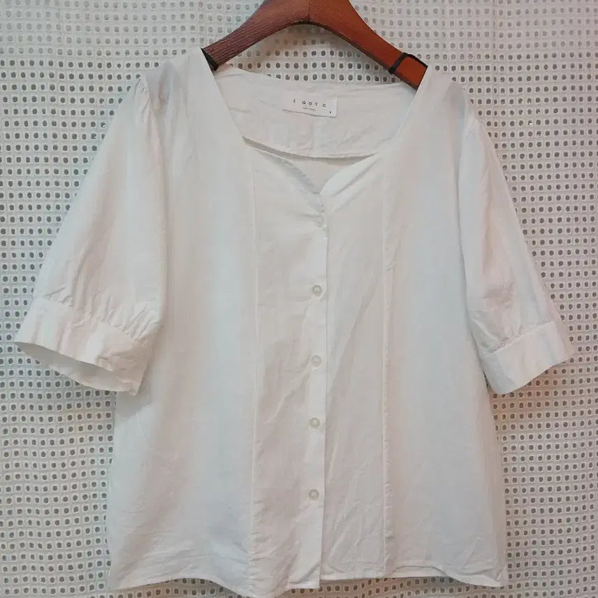 [BUNJANG] I GOTC Square Neck Short Sleeve Blouse / [I GOTC] 스퀘어넥 반팔 블라우스  M정도
