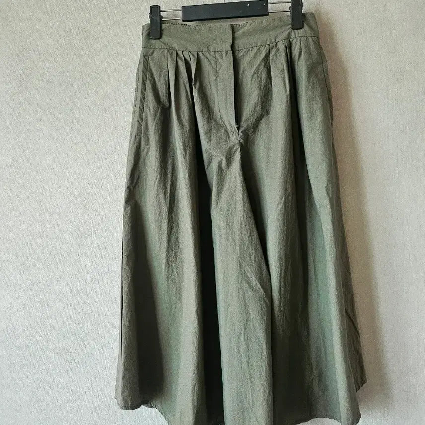 [BUNJANG] System 2021 Side Slit Back-Banding Pants / 2021.시스템 )옆트임 포인트 백밴딩 팬츠