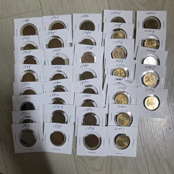 [BUNJANG] Korean Coin Set (1966-2006) / 10주 줄세우기 동전 세트 연도별