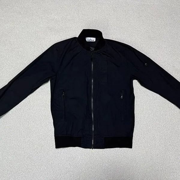 [BUNJANG] Stone Island Skin Touch Nylon Blouson Jacket Men's / 스톤 아일랜드 스킨 터치 나일론 블루종 자켓 남성용 95사이즈 ~ 100사이즈