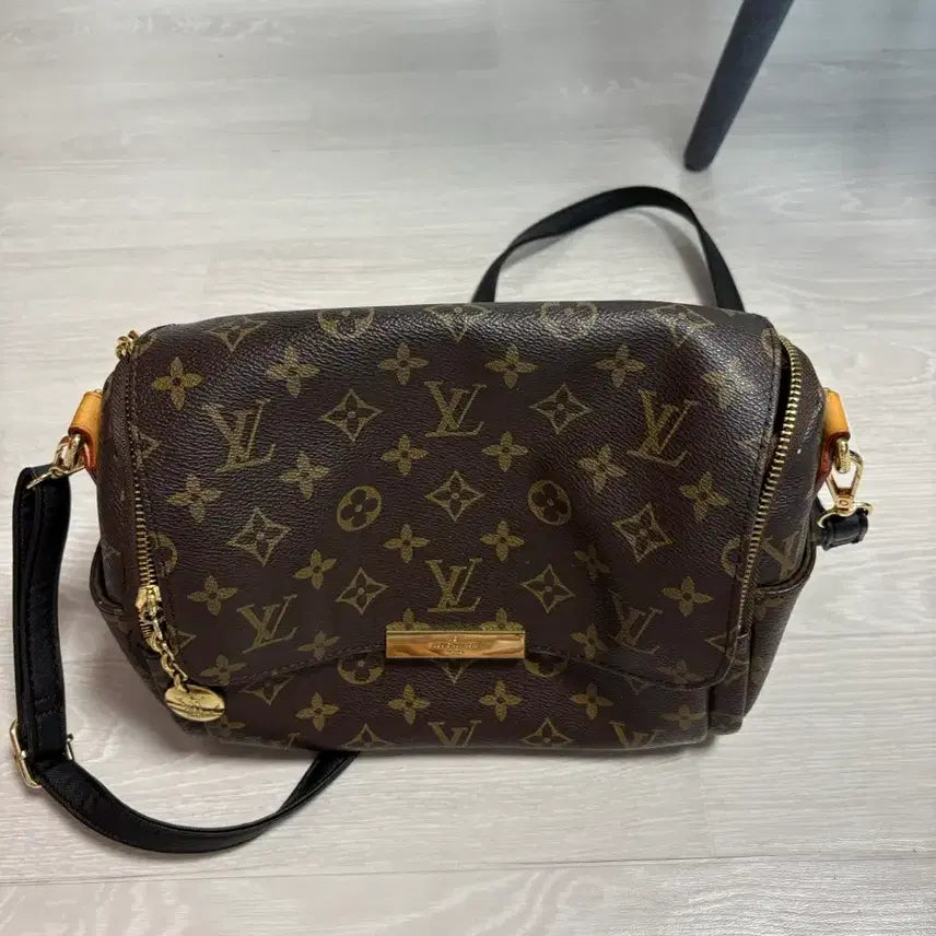 [BUNJANG] Louis Vuitton Monogram Hip Pack/Crossbody Bag / 루이비통 모노그램 힙색/크로스백