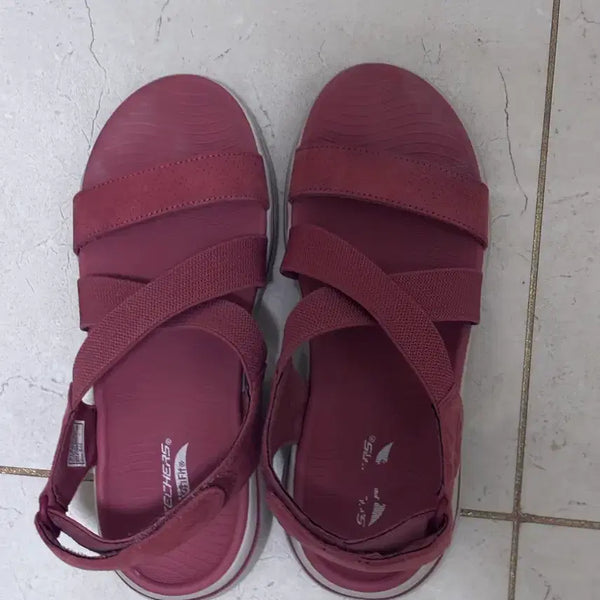 [BUNJANG] Skechers Sandals Size 230 / 스케쳐스 샌달 230