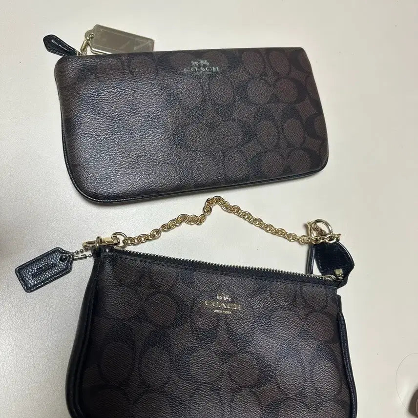 [BUNJANG] Coach Set of 2 Authentic Clutch Bags / 코치세트