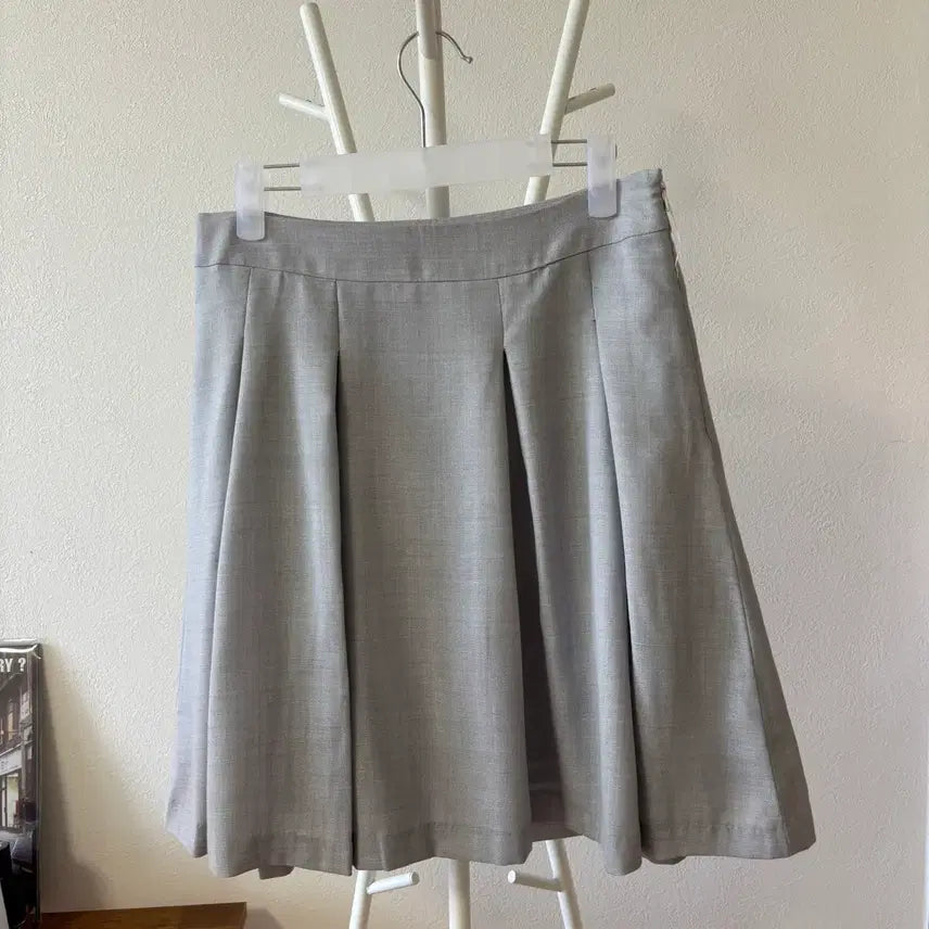 [BUNJANG] Light Grey Pleated Skirt / 라이트그레이 플리츠 스커트