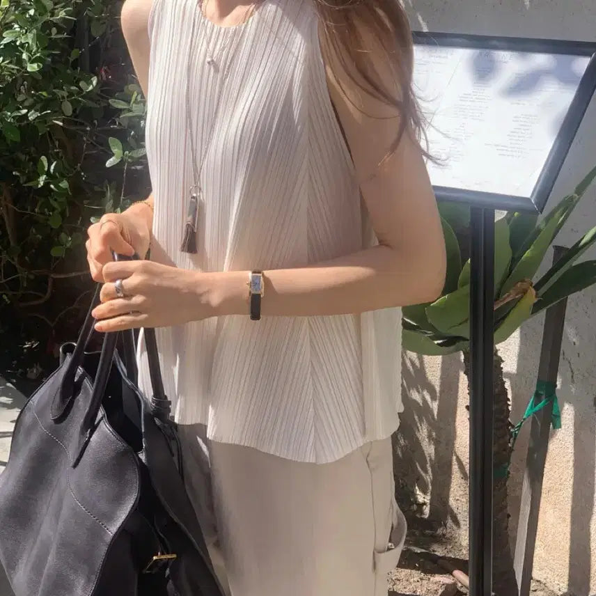 [BUNJANG] ounce Round Pleats Blouse Ivory / 온스 ounce 라운드 플리츠 블라우스 아이보리