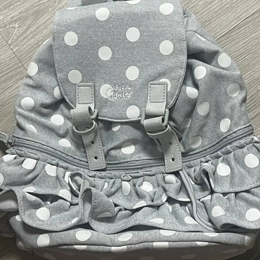 [BUNJANG] Banwork Dot Grey Backpack / 반워크 도트 그레이 백팩 원가이하양도