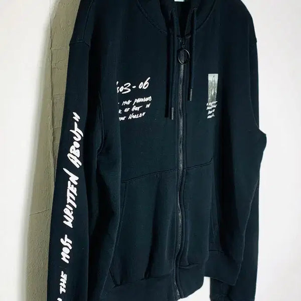 [BUNJANG] Off-White Mona Lisa 11th Anniversary Hoodie / 오프화이트 후드집업