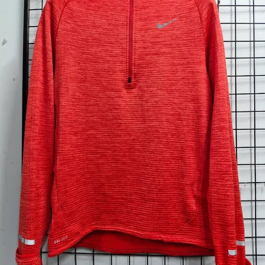 [BUNJANG] Nike Dri-FIT Functional Half-Zip Fleece Long Sleeve Shirt / 100L 나이키 드라이핏 기능성 기모 반집업 레드.