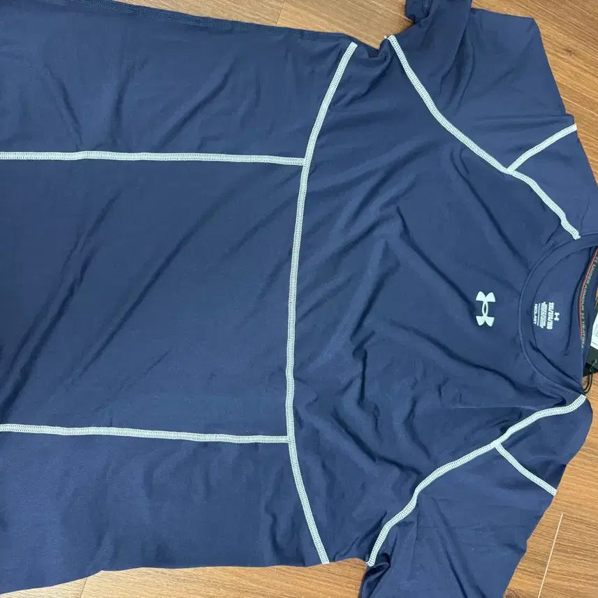 [BUNJANG] Under Armour Short Sleeve T-Shirt Navy / 언더아머 반팔 티셔츠 네이비