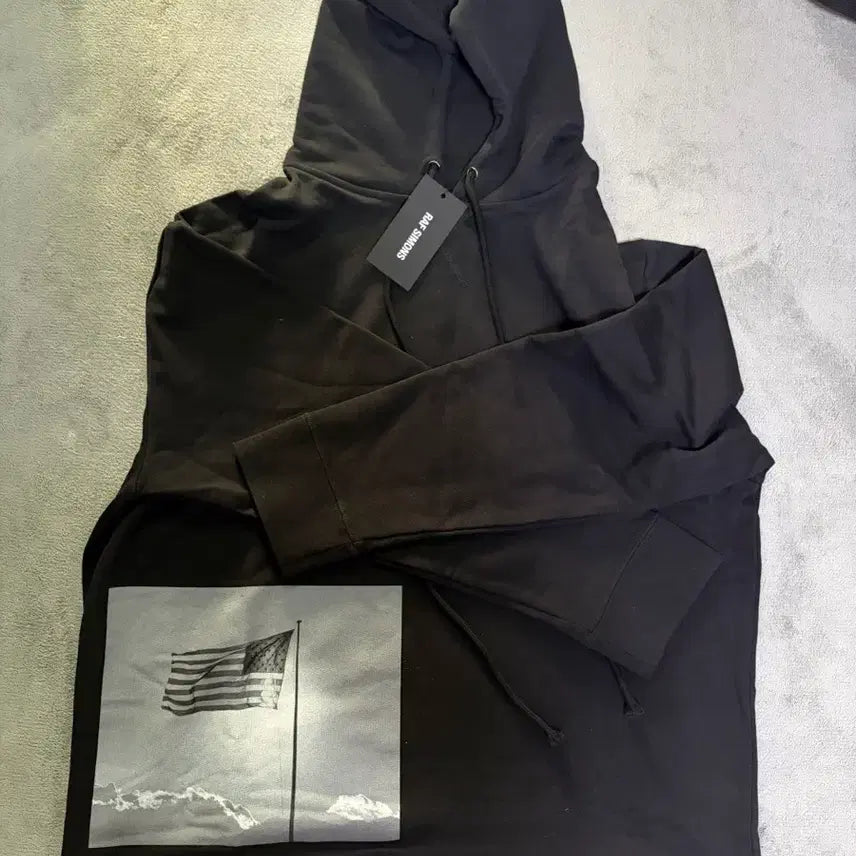 [BUNJANG] Raf Simons x Robert Mapplethorpe Foundation Printed Loopback Cotton-Jersey Hoodie / 라프시몬스 Raf Simons + Robert Mapplethorpe Foundation Printed Loopback Cotton-Jersey Hoodie