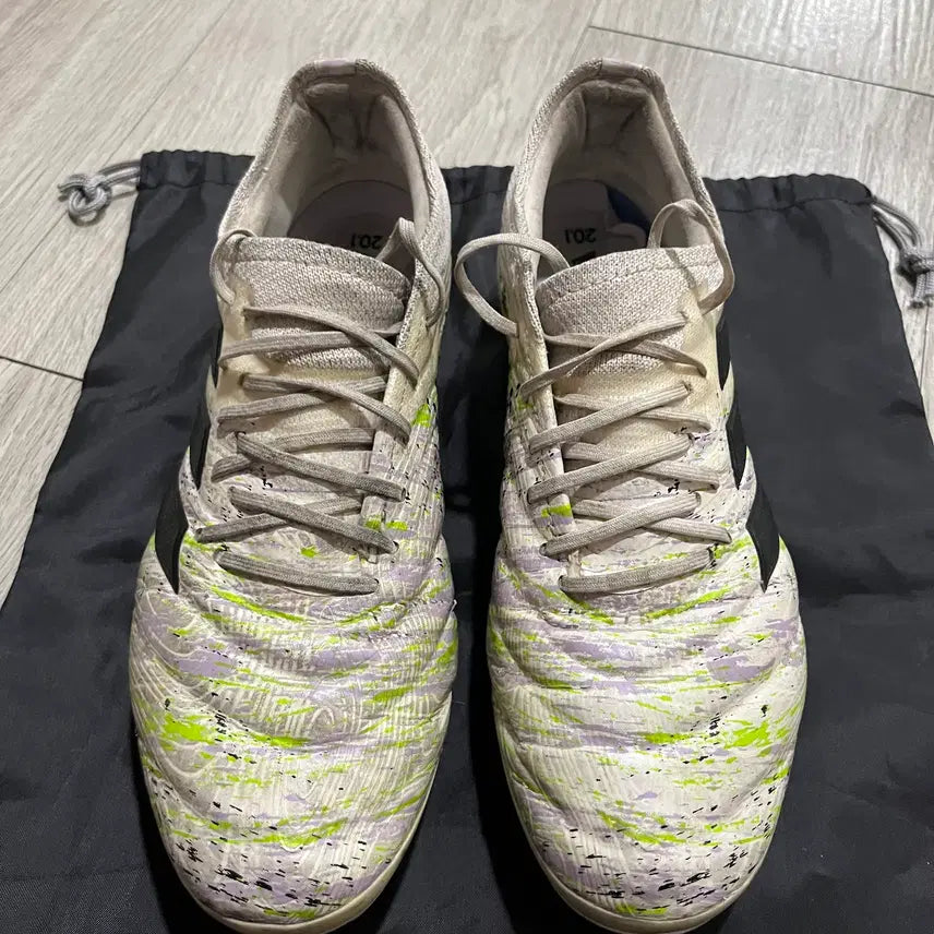 [BUNJANG] Adidas Copa 20.1 AG Soccer Cleats (255) / 최상급 아디다스 코파 20.1 AG [255] 축구화